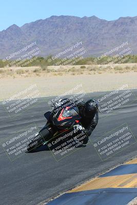 media/Mar-24-2025-Moto Forza (Mon) [[57ce5c5cff]]/1-Advanced Group/Session 3 (Turn 6 Inside)/